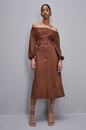 Patrizia Pepe Off-shoulder Dress With Belt Bruin | DLX187069