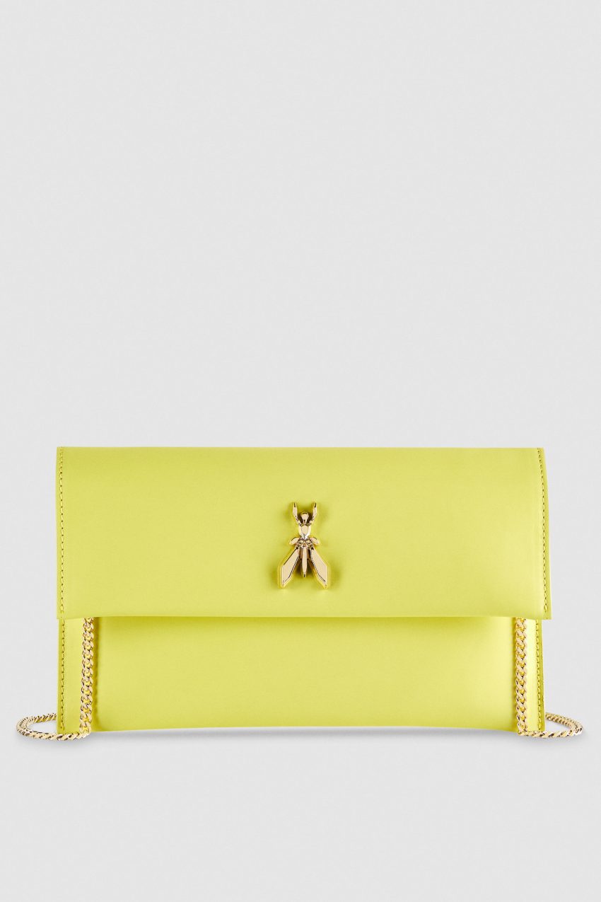 Patrizia Pepe Fly Leather Clutch Bag With Chain Geel | QJZ425019