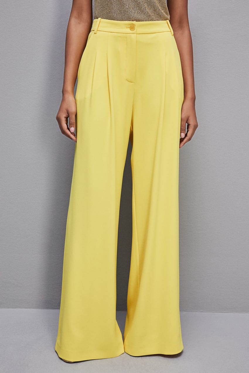 Patrizia Pepe Pleated Pants In Fluid Twill Geel | WJH903146