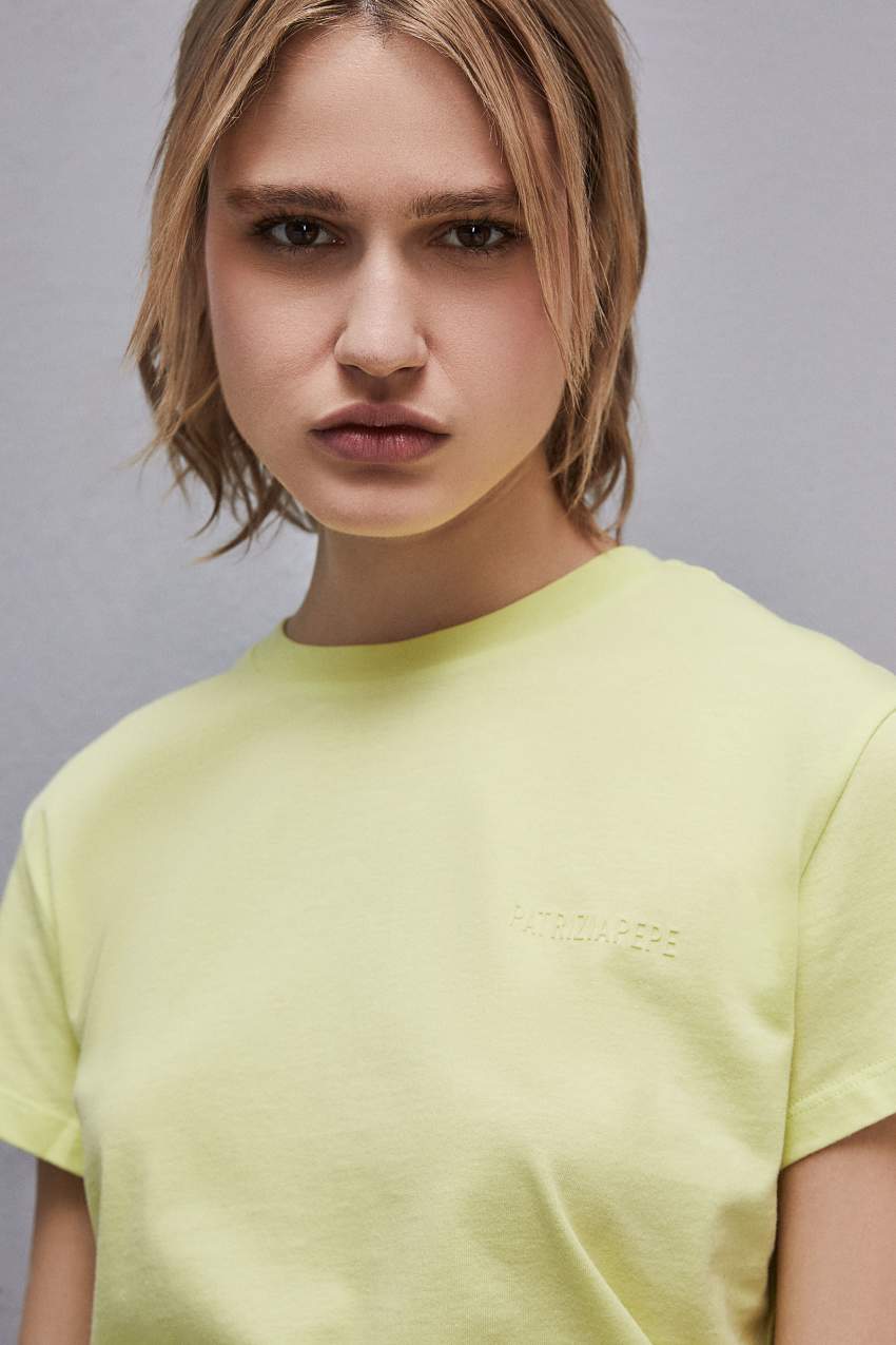 Patrizia Pepe Short-sleeved T-shirt With Logo In Organic Cotton Geel | VFG506379